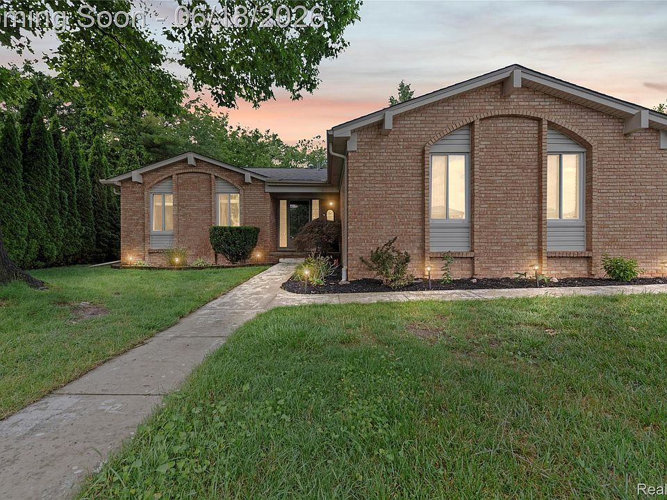 1st image of 2511 Coral Dr