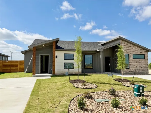 1611 Crooked River Ct, Temple, TX 76502