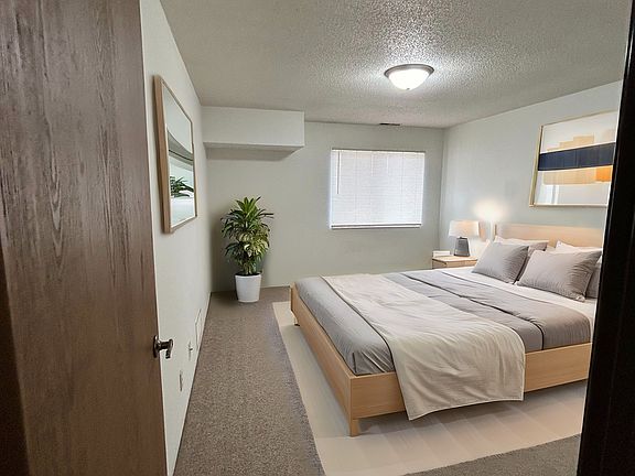 5th image of 215 E Arbor Ave #201-303E