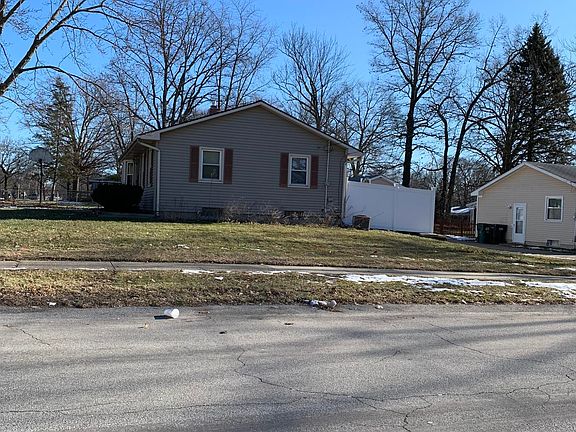 5th image of 1242 Brookmark St SE