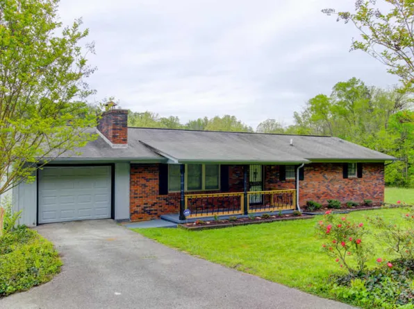 5922 Clark Dr, Knoxville, TN 37938