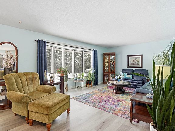 4th image of 1551 Ellerslie Rd SW