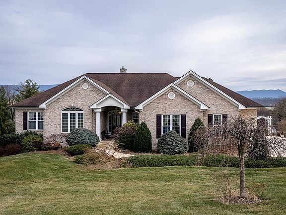 4th image of 3136 Windy Heights Ln