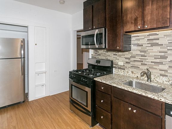 5th image of 5047 N Central Park Ave #47-2A