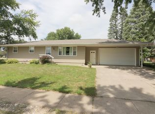 335 7th St SW, Spencer, IA 51301