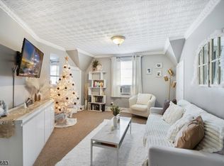 92 2nd Ave FLOOR 2, Hawthorne, NJ 07506