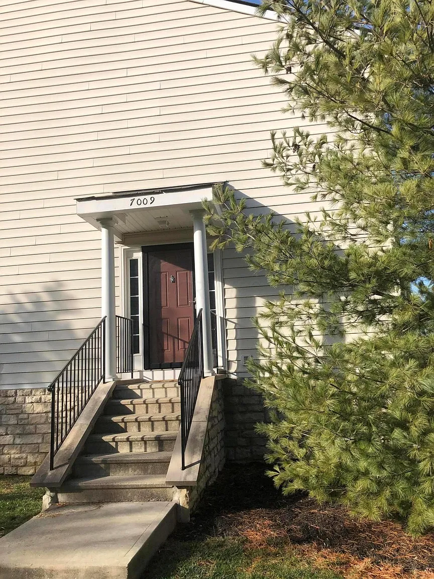 7009 Monarchos Dr #11-700 photo 1