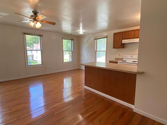 2nd image of 306 N Hamilton St #3