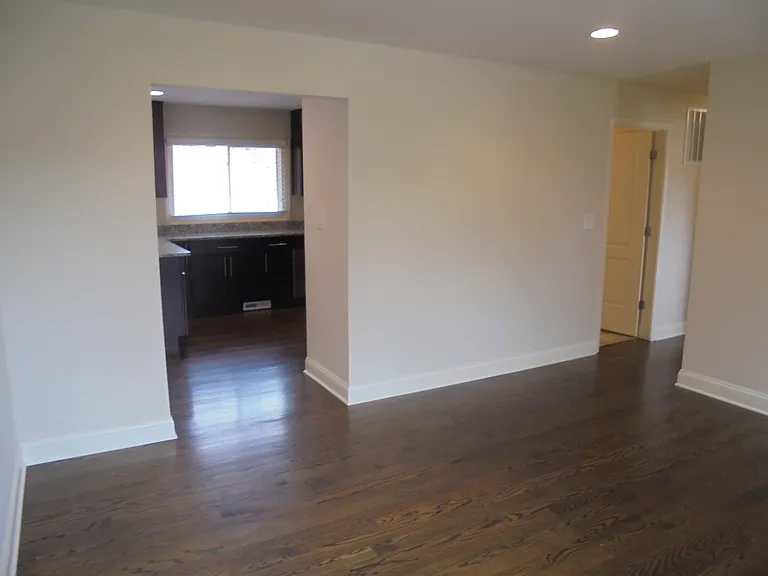 66 Barrow Dr — Photo 6