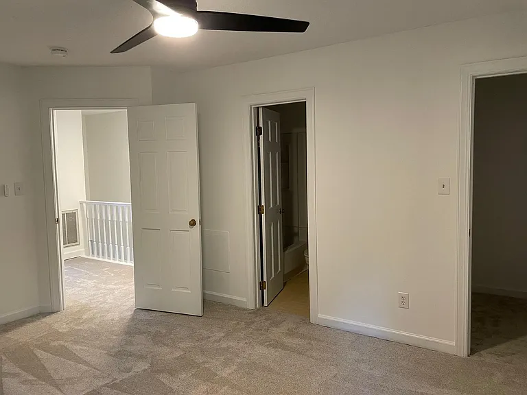 205 Danforth Dr — Photo 18