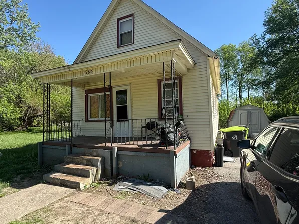 1263 W Green St, Decatur, IL 62522