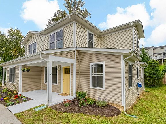 3rd image of 122 Flikeid Ln