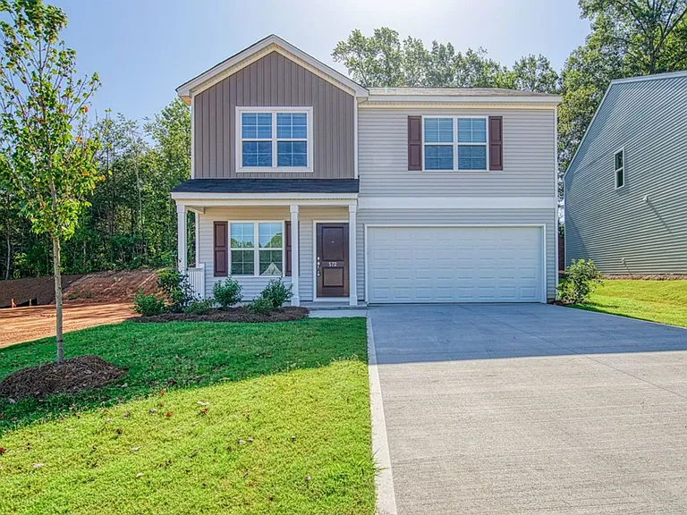572 Millsgate Cir — Photo 2