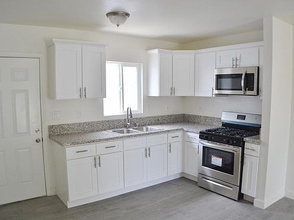 3rd image of 12210 Cambrian Ct