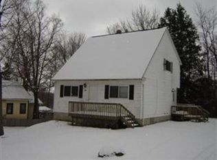 146 Turner Dr, Chardon, OH 44024