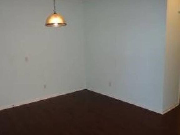 dining room /hardwood floors