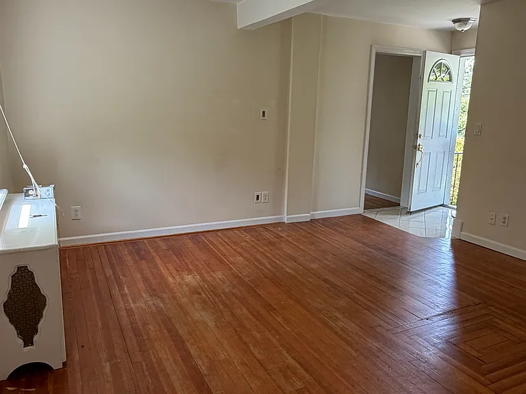 23 New St #1 — Photo 7