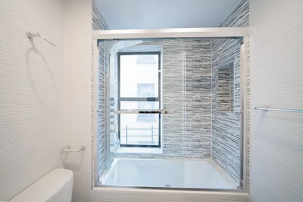 Rented by Heritage Capital Management LLC | media 10