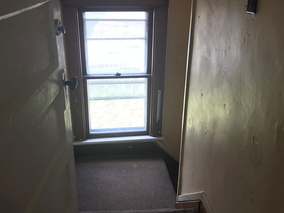 1st image of 108 Roebling Ave #2