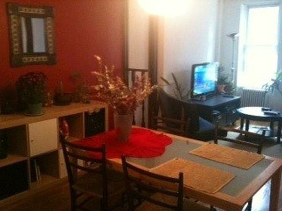 3rd image of 460 16th St #Un