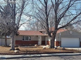 2002 Northglen Dr, Colorado Springs, CO 80909