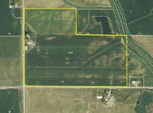 1884 Barrows Ave, Pella, IA 50219