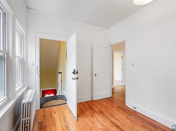 5th image of 41-43 Poe Ave #3
