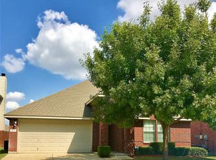 1317 Castlegar Ln, Justin, TX 76247