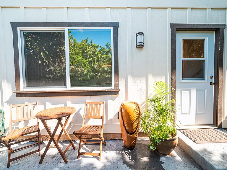 318 Hualani St — Photo 13