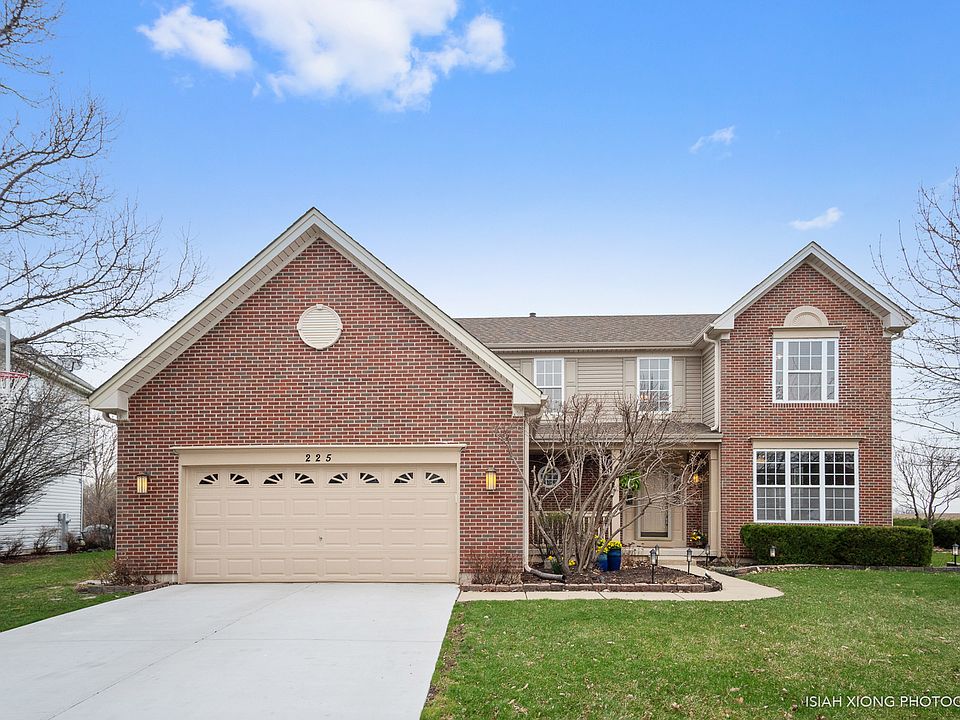 1st image of 225 Somerset Dr