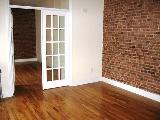 Rented by PMG Real Estate  | media 17