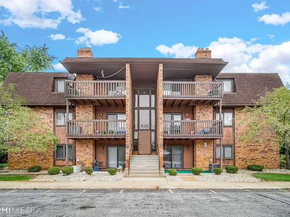 935 W Glen Park Ave APT 301, Griffith, IN 46319