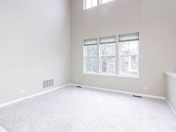 4th image of 140 Tanglewood Dr