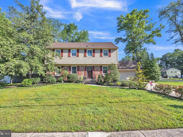 200 Dorado Dr, Cherry Hill, NJ 08034