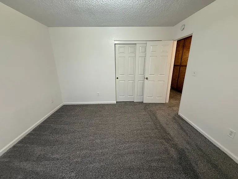 20318 Thunderbird Rd — Photo 22