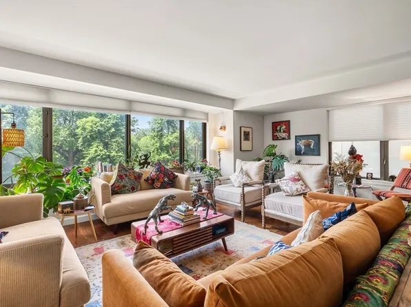 165 Tremont St Unit 401, Boston, MA 02111