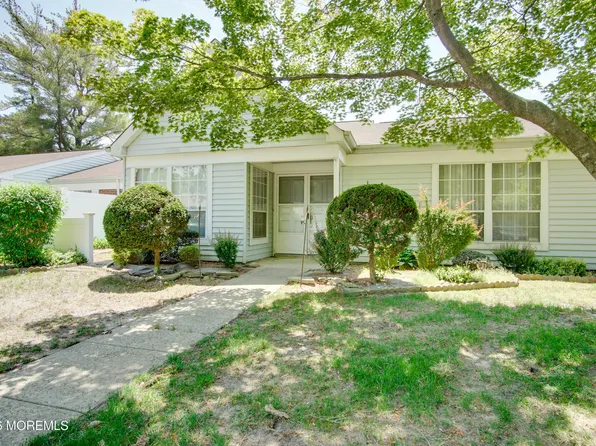 660B Pulham Court, Manchester, NJ 08759