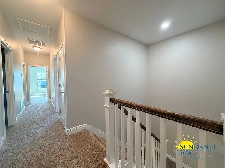 196 Johnson Ct — Photo 10