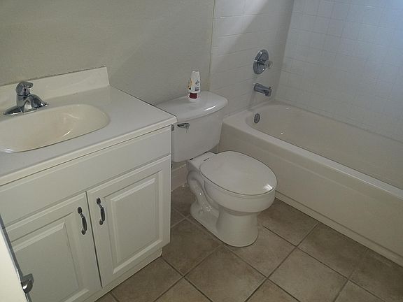 3rd image of 8130 Cyers Ln