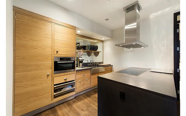 Rented by Douglas Elliman | media 54