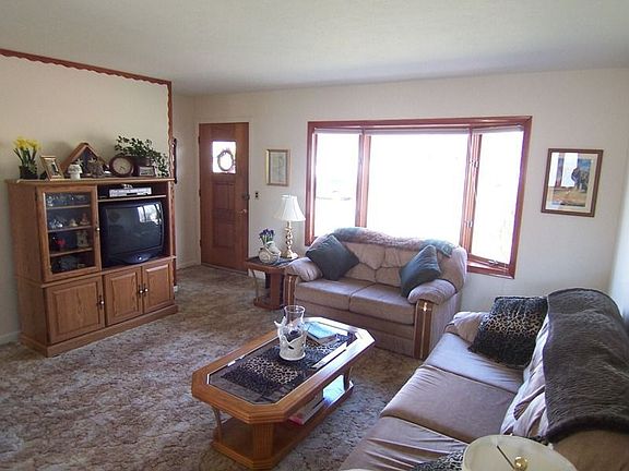 2nd image of 314 Erieview Blvd