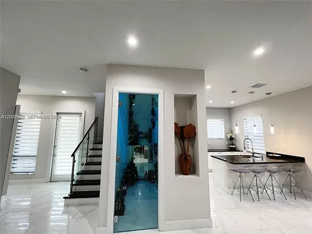 8253 NW 47th Ln — Photo 7