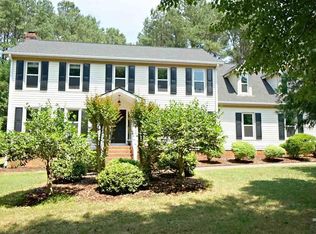 15704 Wickershire Ct, Raleigh, NC 27614