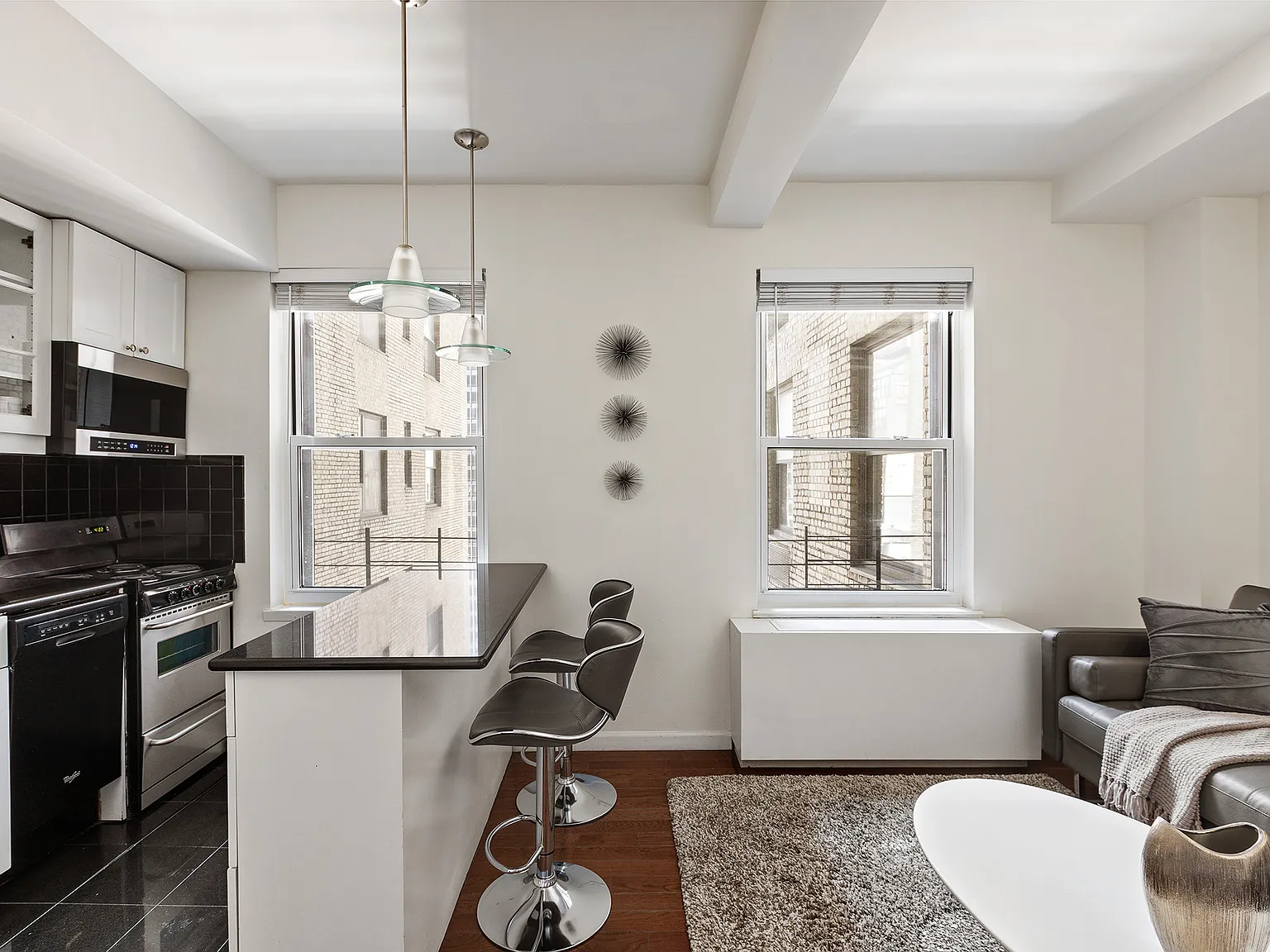 150 West 51st Street — Photo 3