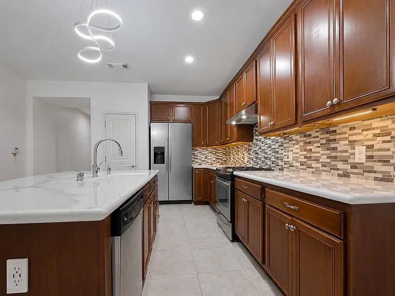 24543 Carlton Springs Ln — Photo 11