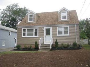 55 Viking St, East Haven, CT 06512