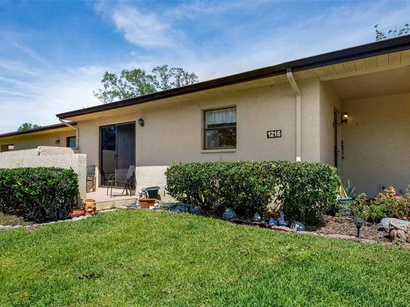 1216 9th Cir SE, Largo, FL 33771