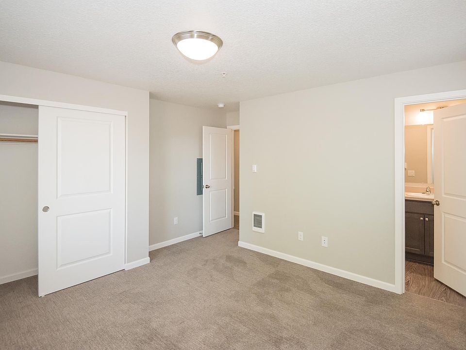 1st image of 13851 Holcomb Blvd #B305