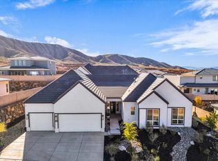 1568 E Black Brush Dr, Washington, UT 84780