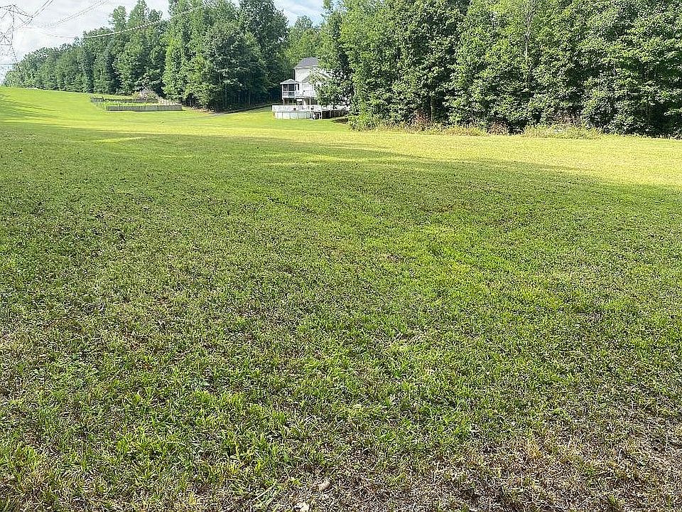 2nd image of 36 Cascade Ln